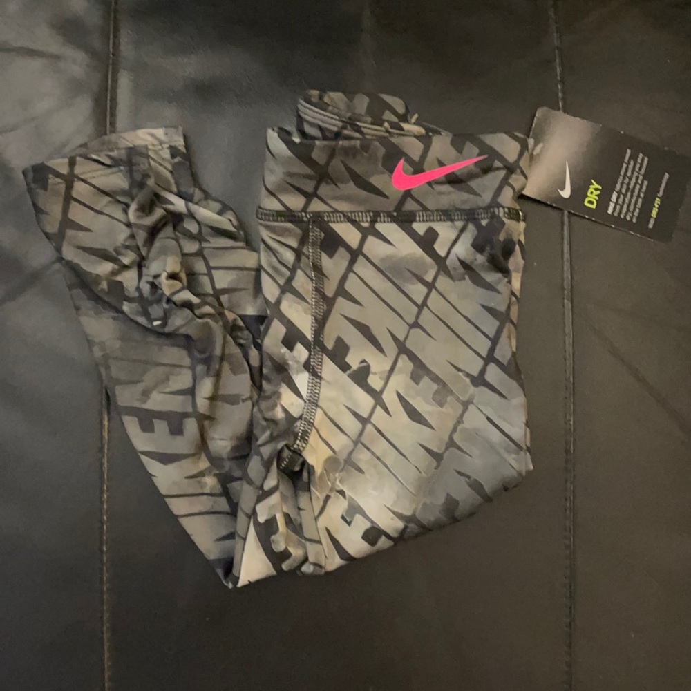 Nike dry fit pants size 4T NWT